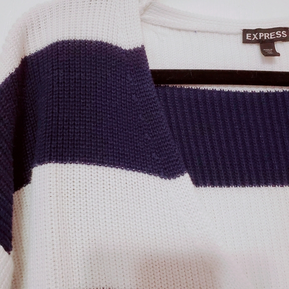 Express Knit Oversized Sweater - XS - Picture 7 of 7